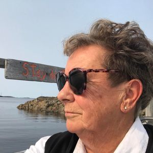 Meet your Posher, Lynne